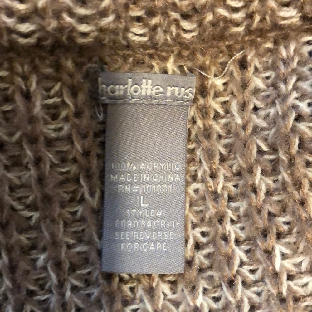 Women’s Sweater - Picture 6 of 6